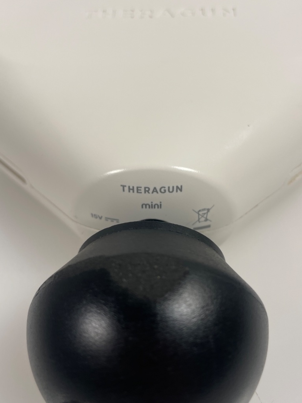 Theragun Mini Cordless Rechargeable Handheld Percussion Massage Gun White - Picture 4 of 7